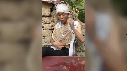 吃瓜搞笑老奶奶视频,网友直呼“太欢乐”  第3张