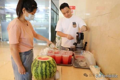 潍坊西城吃瓜事件视频,一场引发热议的网络视频风波